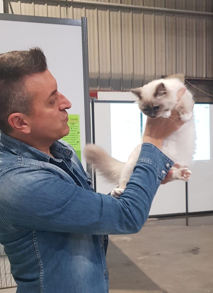 Cristiano Sandon avec Athéna Amour, notre petite rescapée